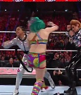WWE_RAW_30th_May_2022_720p_WEBRip_h264_mp4_000588554.jpg