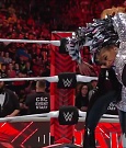 WWE_RAW_30th_May_2022_720p_WEBRip_h264_mp4_000597763.jpg