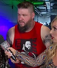 WWE_Raw_Talk_2022_05_30_720p_WEB_h264-HEEL_mp4_000946988.jpg