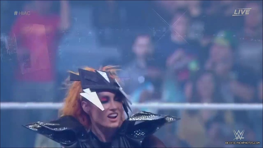 WWE_Hell_In_A_Cell_2022_720p_WEB_h264-HEEL_mp4_000581621.jpg