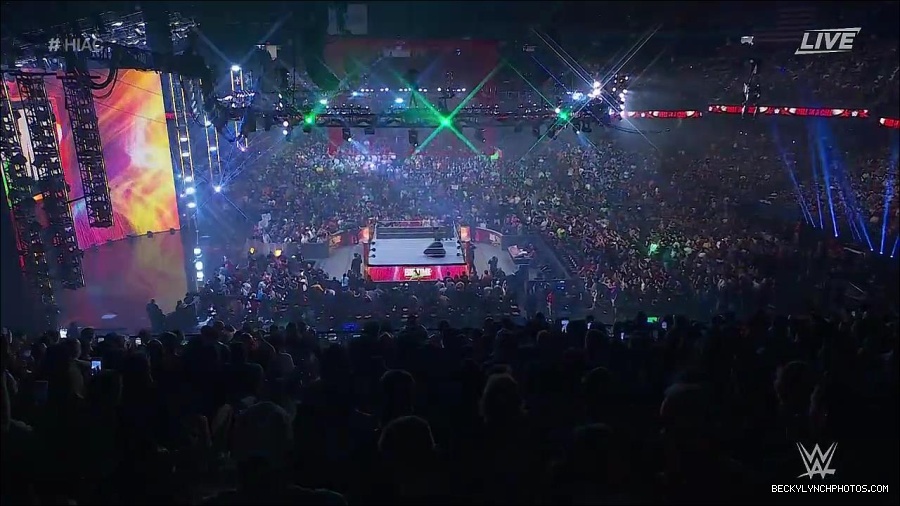 WWE_Hell_In_A_Cell_2022_720p_WEB_h264-HEEL_mp4_000584021.jpg
