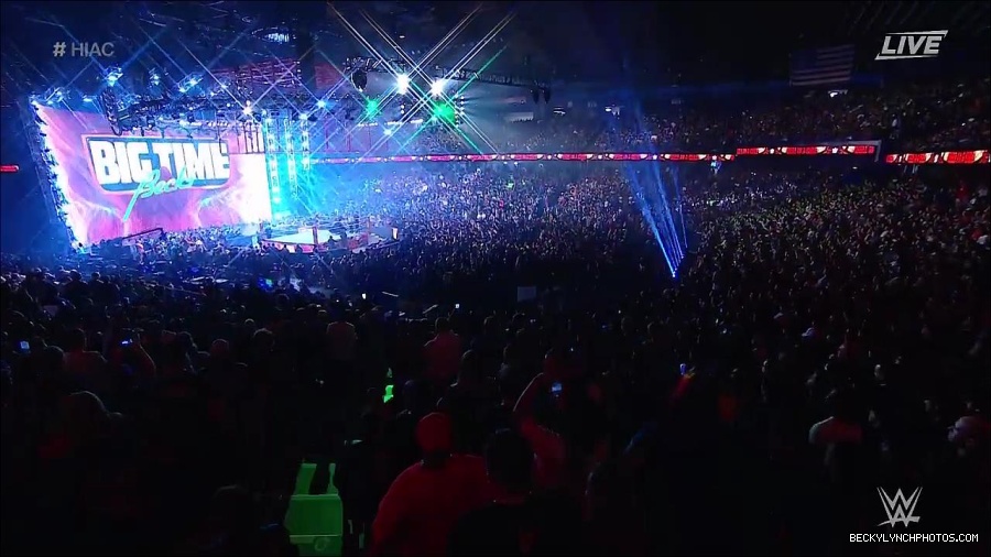 WWE_Hell_In_A_Cell_2022_720p_WEB_h264-HEEL_mp4_000594021.jpg