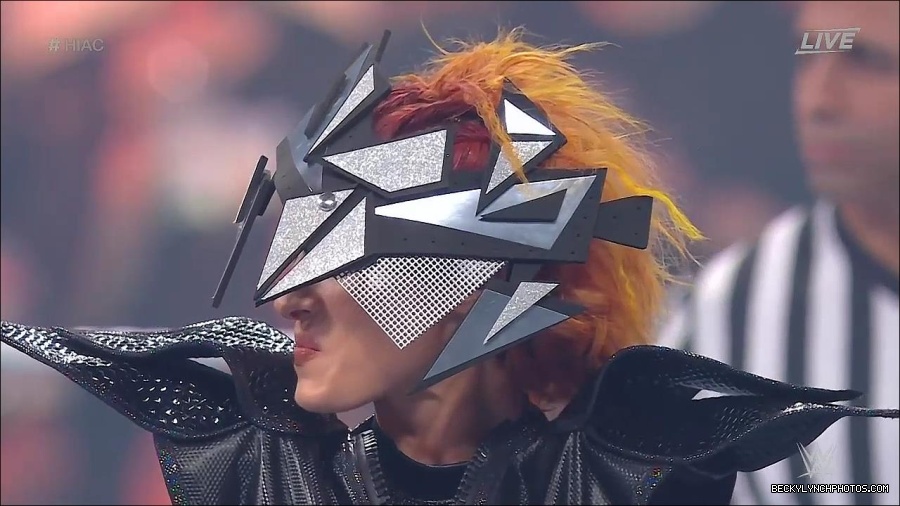 WWE_Hell_In_A_Cell_2022_720p_WEB_h264-HEEL_mp4_000613621.jpg