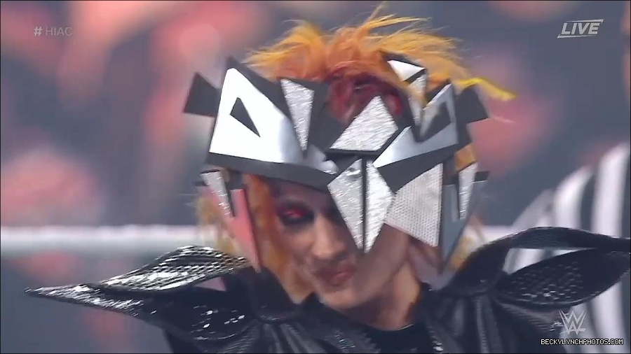WWE_Hell_In_A_Cell_2022_720p_WEB_h264-HEEL_mp4_000614821.jpg