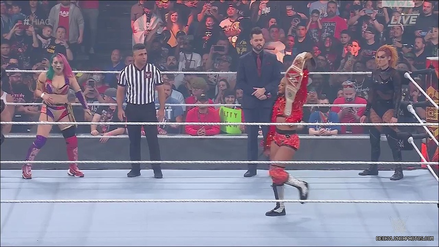 WWE_Hell_In_A_Cell_2022_720p_WEB_h264-HEEL_mp4_000762421.jpg