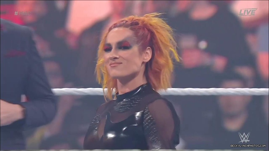 WWE_Hell_In_A_Cell_2022_720p_WEB_h264-HEEL_mp4_000771221.jpg