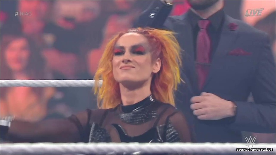 WWE_Hell_In_A_Cell_2022_720p_WEB_h264-HEEL_mp4_000772421.jpg