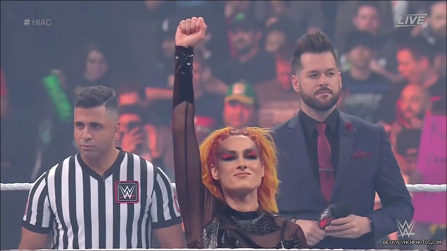 WWE_Hell_In_A_Cell_2022_720p_WEB_h264-HEEL_mp4_000778021.jpg