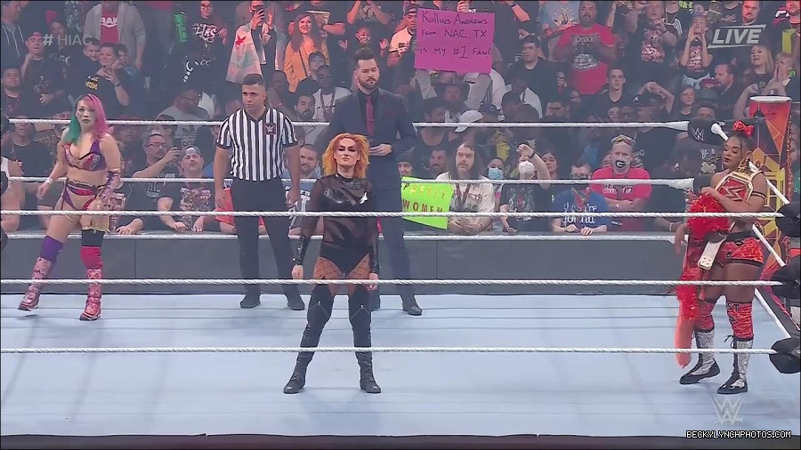 WWE_Hell_In_A_Cell_2022_720p_WEB_h264-HEEL_mp4_000780421.jpg