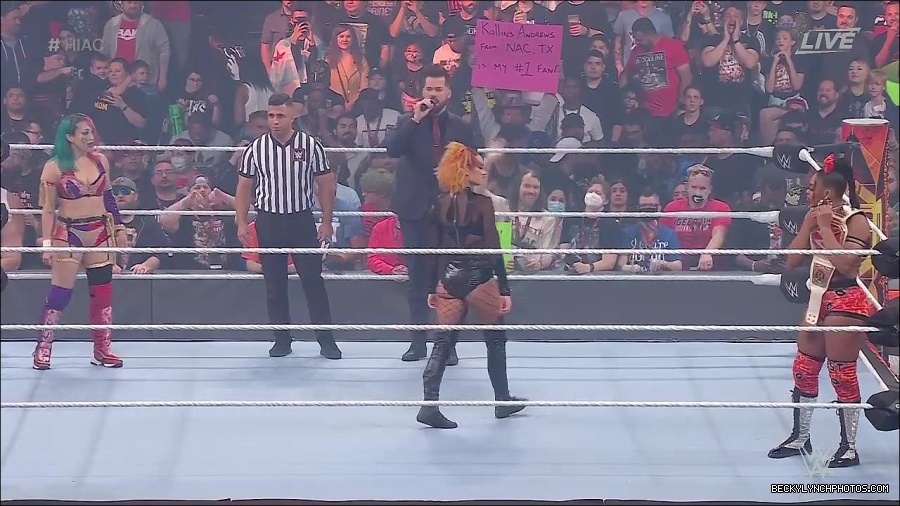 WWE_Hell_In_A_Cell_2022_720p_WEB_h264-HEEL_mp4_000783221.jpg