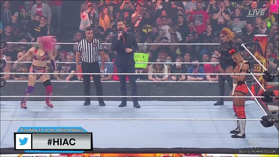 WWE_Hell_In_A_Cell_2022_720p_WEB_h264-HEEL_mp4_000796021.jpg