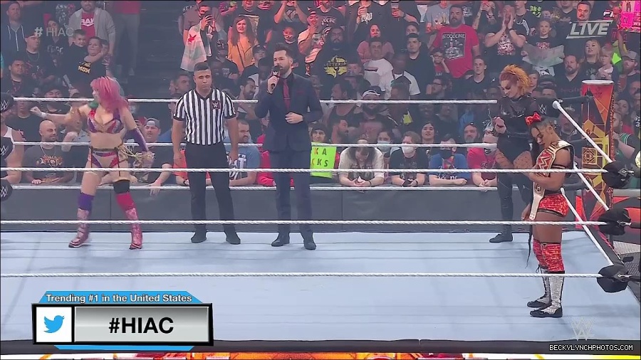 WWE_Hell_In_A_Cell_2022_720p_WEB_h264-HEEL_mp4_000796421.jpg