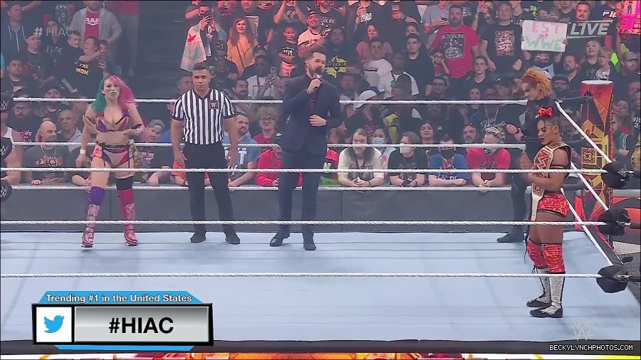 WWE_Hell_In_A_Cell_2022_720p_WEB_h264-HEEL_mp4_000797621.jpg