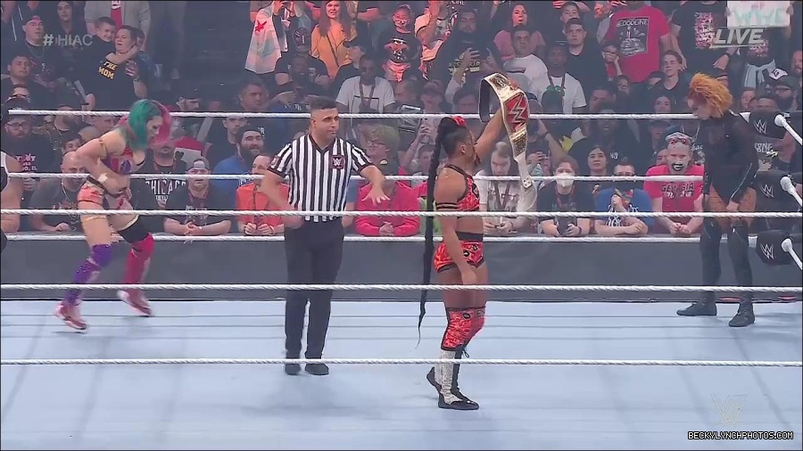 WWE_Hell_In_A_Cell_2022_720p_WEB_h264-HEEL_mp4_000814421.jpg