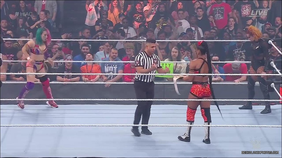 WWE_Hell_In_A_Cell_2022_720p_WEB_h264-HEEL_mp4_000816021.jpg