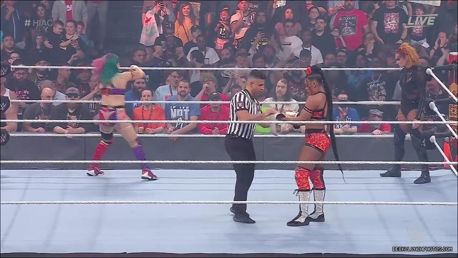 WWE_Hell_In_A_Cell_2022_720p_WEB_h264-HEEL_mp4_000817221.jpg