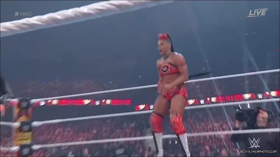WWE_Hell_In_A_Cell_2022_720p_WEB_h264-HEEL_mp4_000835221.jpg