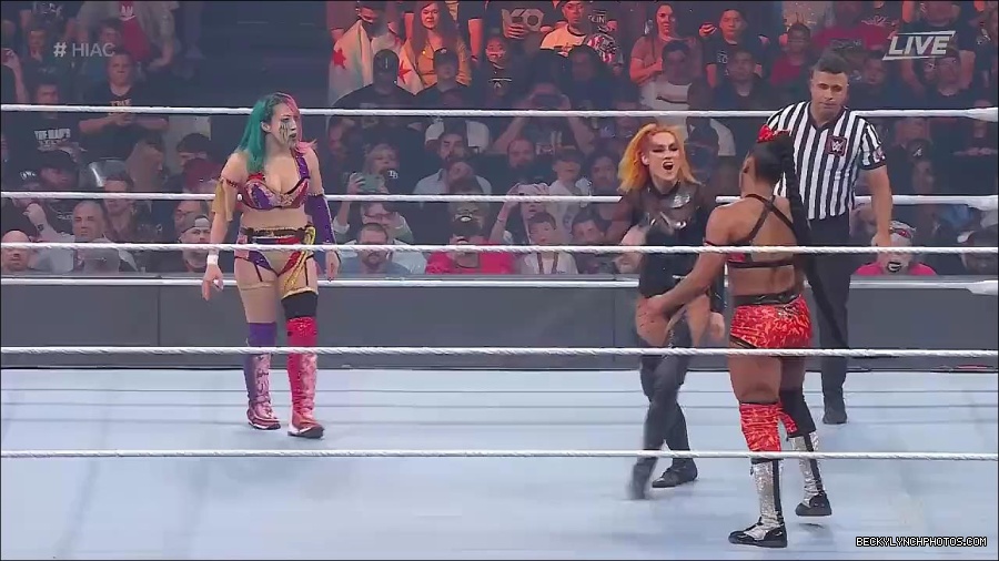 WWE_Hell_In_A_Cell_2022_720p_WEB_h264-HEEL_mp4_000842421.jpg