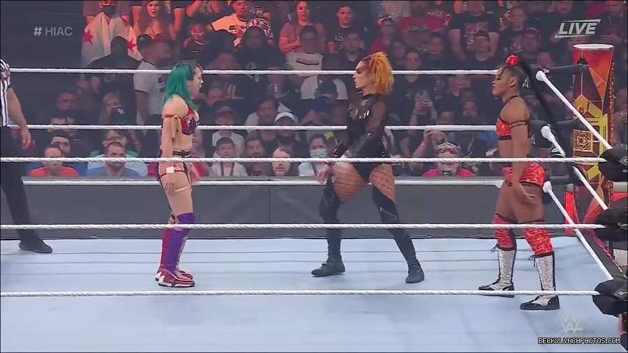 WWE_Hell_In_A_Cell_2022_720p_WEB_h264-HEEL_mp4_000849221.jpg