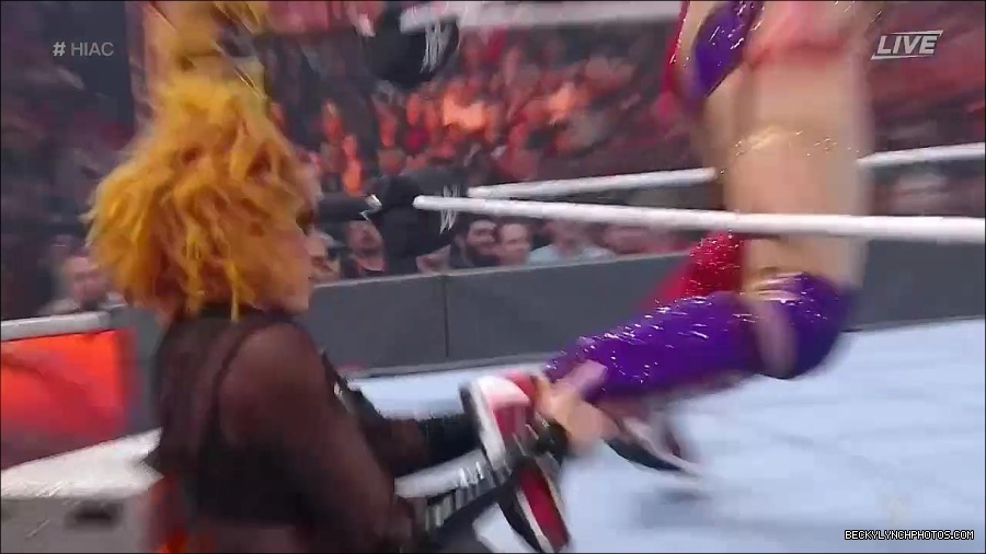 WWE_Hell_In_A_Cell_2022_720p_WEB_h264-HEEL_mp4_000915587.jpg