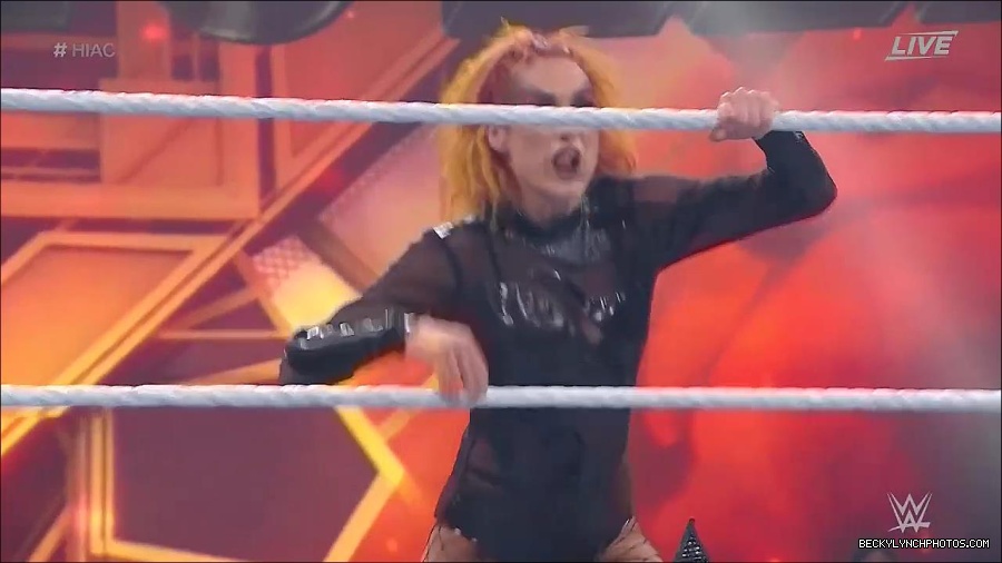 WWE_Hell_In_A_Cell_2022_720p_WEB_h264-HEEL_mp4_000923187.jpg