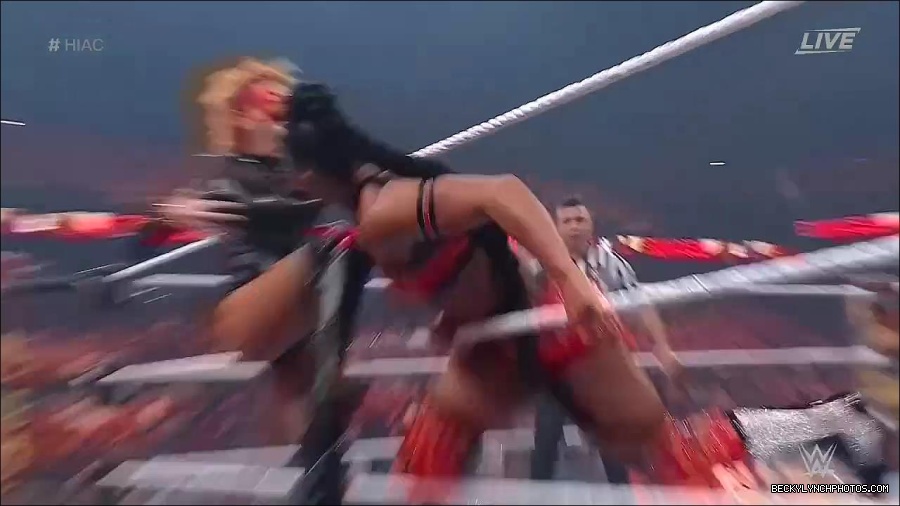 WWE_Hell_In_A_Cell_2022_720p_WEB_h264-HEEL_mp4_000924787.jpg