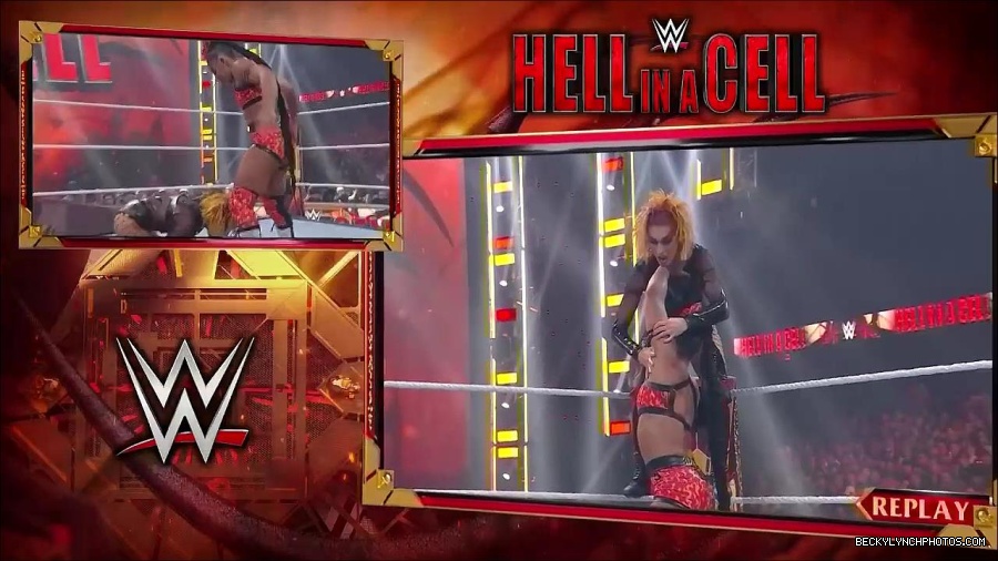 WWE_Hell_In_A_Cell_2022_720p_WEB_h264-HEEL_mp4_000946787.jpg