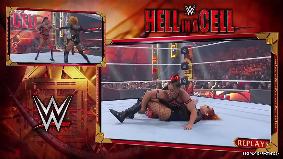 WWE_Hell_In_A_Cell_2022_720p_WEB_h264-HEEL_mp4_000950787.jpg
