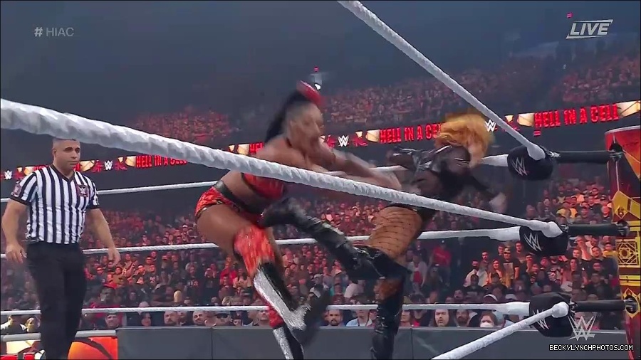 WWE_Hell_In_A_Cell_2022_720p_WEB_h264-HEEL_mp4_000965587.jpg
