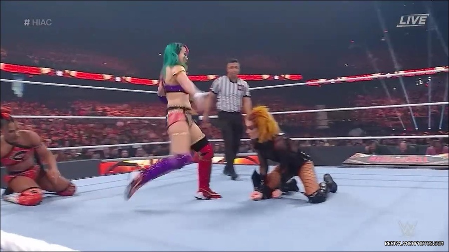 WWE_Hell_In_A_Cell_2022_720p_WEB_h264-HEEL_mp4_000989987.jpg