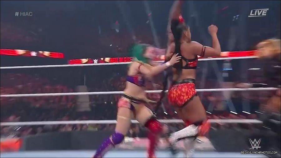 WWE_Hell_In_A_Cell_2022_720p_WEB_h264-HEEL_mp4_001001587.jpg