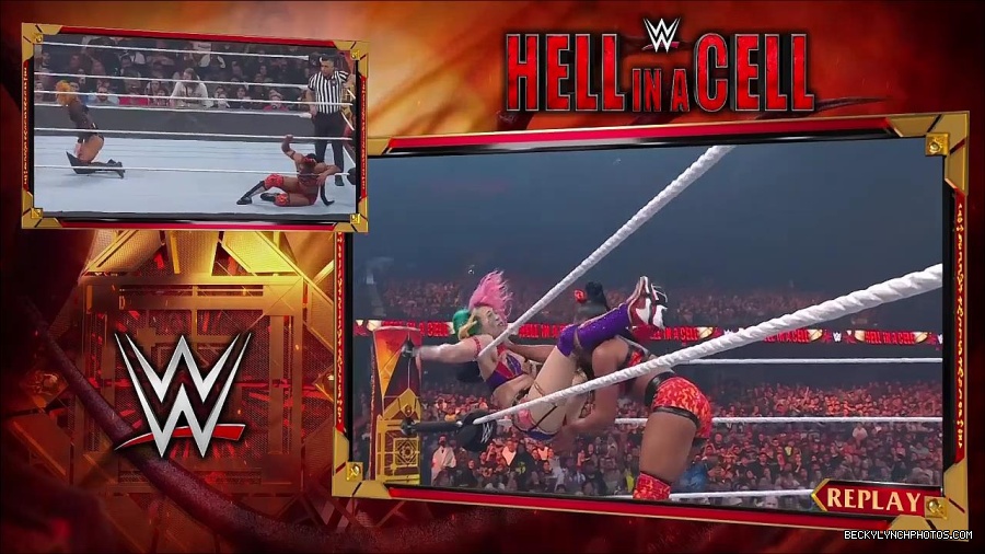 WWE_Hell_In_A_Cell_2022_720p_WEB_h264-HEEL_mp4_001090521.jpg