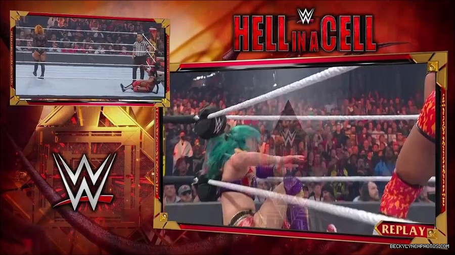 WWE_Hell_In_A_Cell_2022_720p_WEB_h264-HEEL_mp4_001092921.jpg