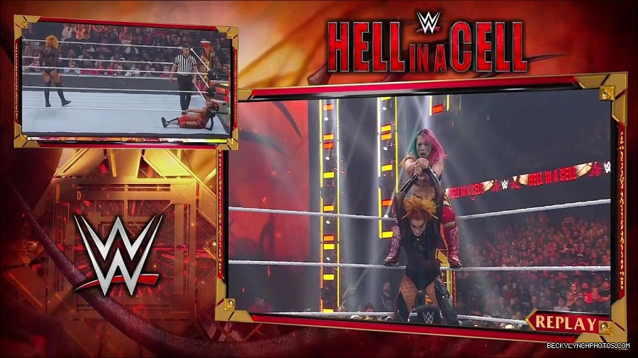 WWE_Hell_In_A_Cell_2022_720p_WEB_h264-HEEL_mp4_001093721.jpg