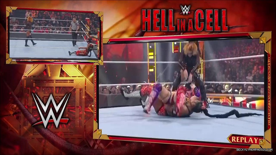 WWE_Hell_In_A_Cell_2022_720p_WEB_h264-HEEL_mp4_001094921.jpg