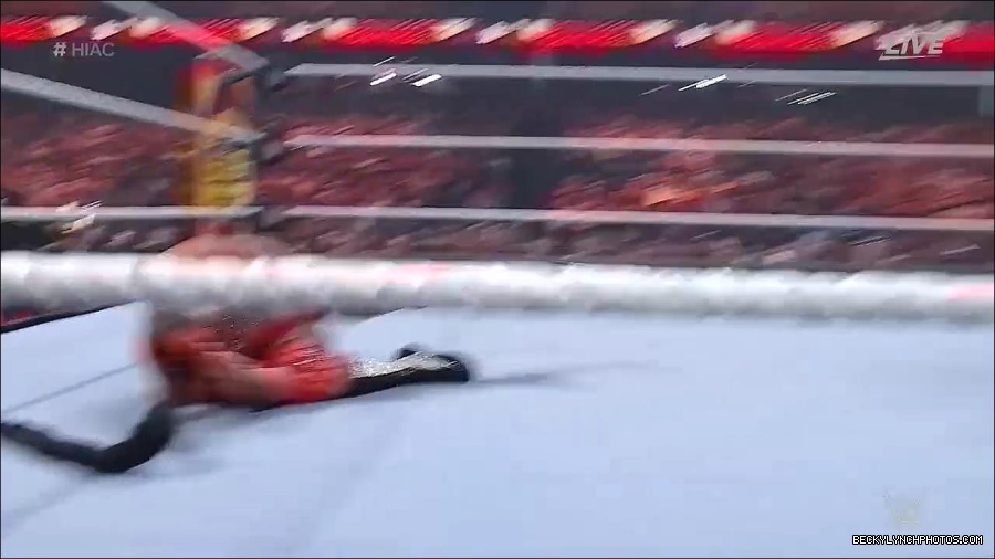 WWE_Hell_In_A_Cell_2022_720p_WEB_h264-HEEL_mp4_001118921.jpg