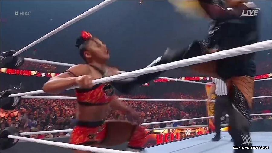 WWE_Hell_In_A_Cell_2022_720p_WEB_h264-HEEL_mp4_001125721.jpg