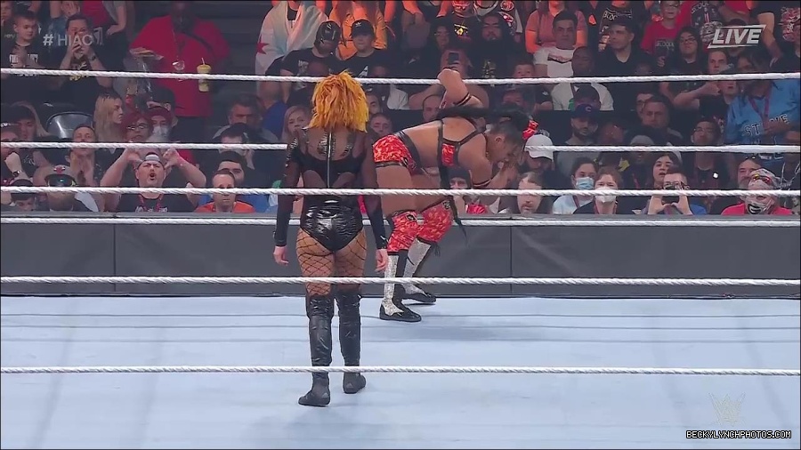 WWE_Hell_In_A_Cell_2022_720p_WEB_h264-HEEL_mp4_001150521.jpg