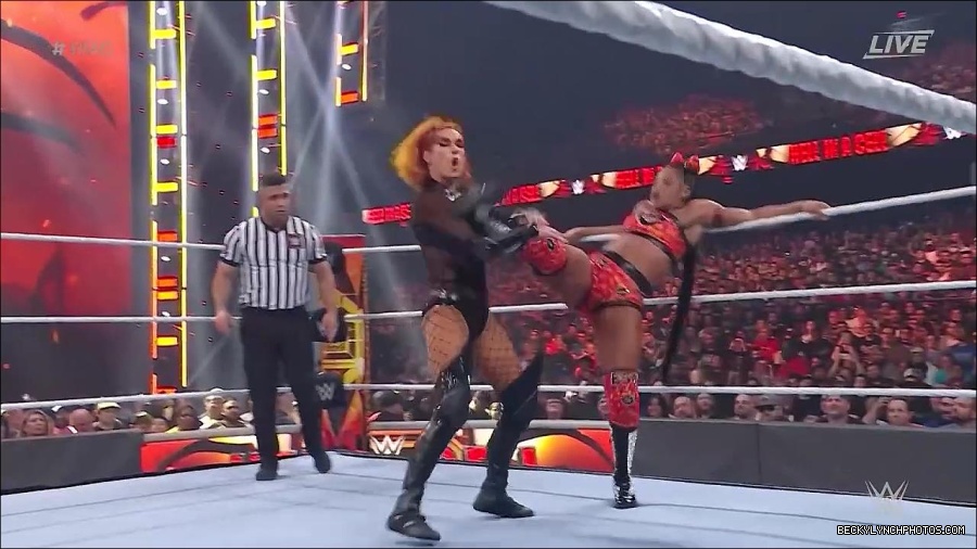 WWE_Hell_In_A_Cell_2022_720p_WEB_h264-HEEL_mp4_001155321.jpg
