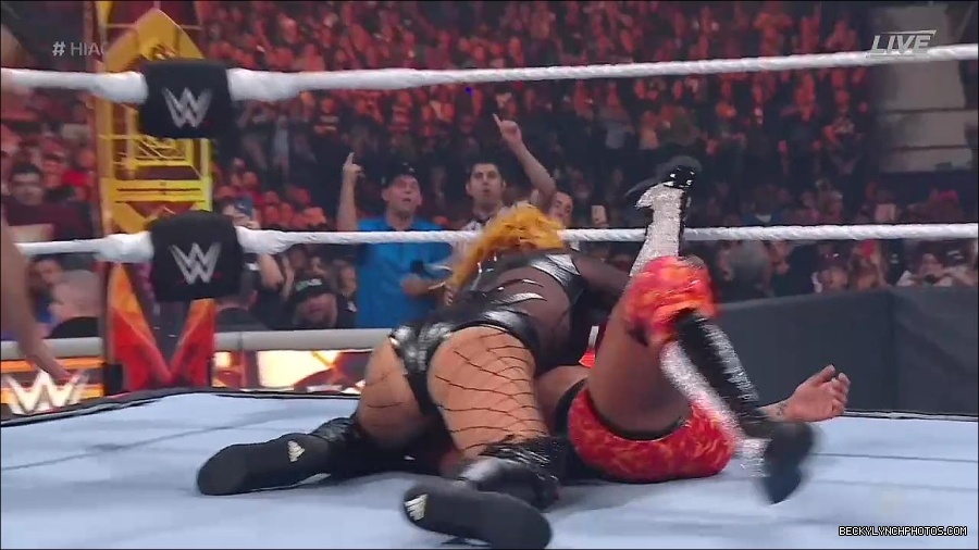 WWE_Hell_In_A_Cell_2022_720p_WEB_h264-HEEL_mp4_001179721.jpg