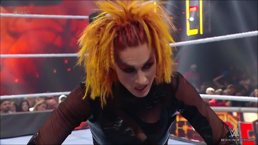 WWE_Hell_In_A_Cell_2022_720p_WEB_h264-HEEL_mp4_001188121.jpg