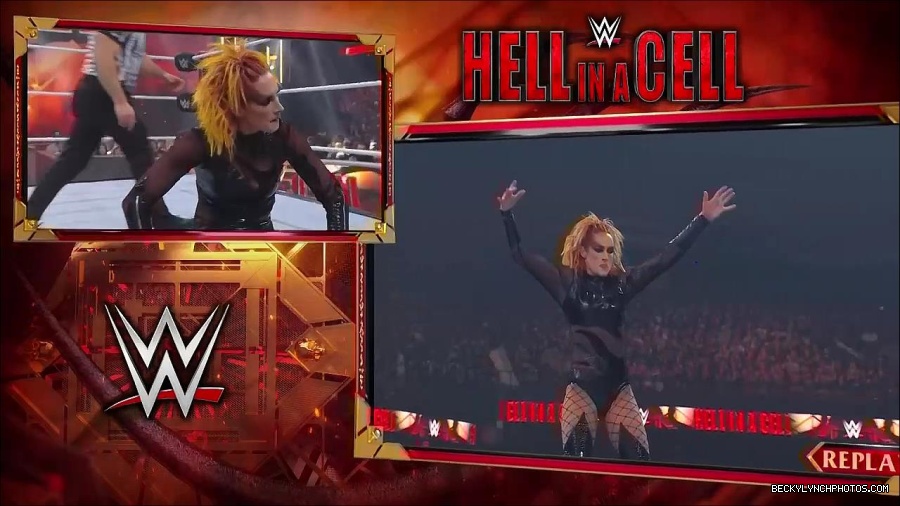 WWE_Hell_In_A_Cell_2022_720p_WEB_h264-HEEL_mp4_001190521.jpg
