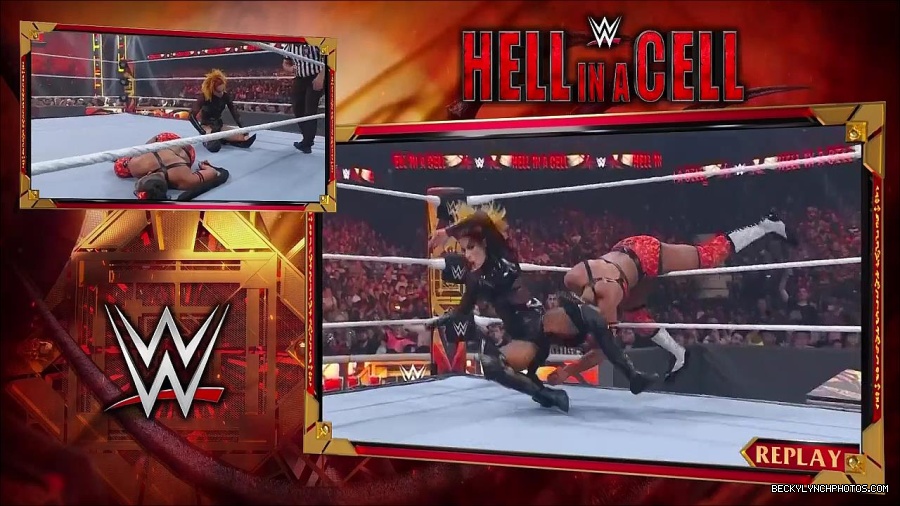 WWE_Hell_In_A_Cell_2022_720p_WEB_h264-HEEL_mp4_001194521.jpg