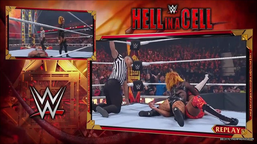 WWE_Hell_In_A_Cell_2022_720p_WEB_h264-HEEL_mp4_001197721.jpg