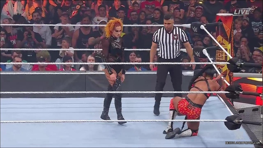 WWE_Hell_In_A_Cell_2022_720p_WEB_h264-HEEL_mp4_001202921.jpg