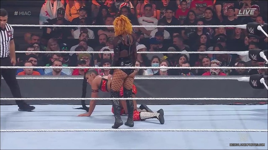WWE_Hell_In_A_Cell_2022_720p_WEB_h264-HEEL_mp4_001220921.jpg