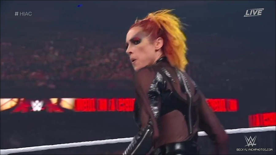 WWE_Hell_In_A_Cell_2022_720p_WEB_h264-HEEL_mp4_001251321.jpg