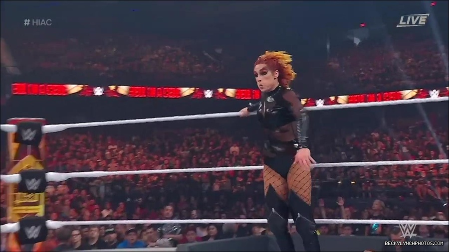WWE_Hell_In_A_Cell_2022_720p_WEB_h264-HEEL_mp4_001254121.jpg