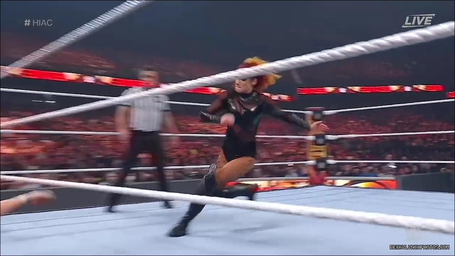 WWE_Hell_In_A_Cell_2022_720p_WEB_h264-HEEL_mp4_001255321.jpg