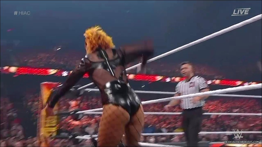 WWE_Hell_In_A_Cell_2022_720p_WEB_h264-HEEL_mp4_001261721.jpg